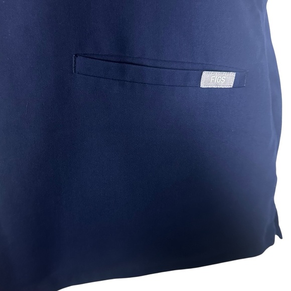 FIGS Casma Scrub Top Womens Small Navy Blue Technical Collection FW1100 - Picture 3 of 11